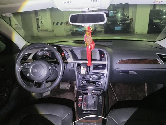 [成都·川A] 二手奥迪奥迪A4L2016款 35 TFSI 典藏版 自动标准型