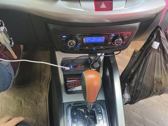 [成都·川A] 二手江汽集团瑞风S32014款 1.5L CVT豪华智能型