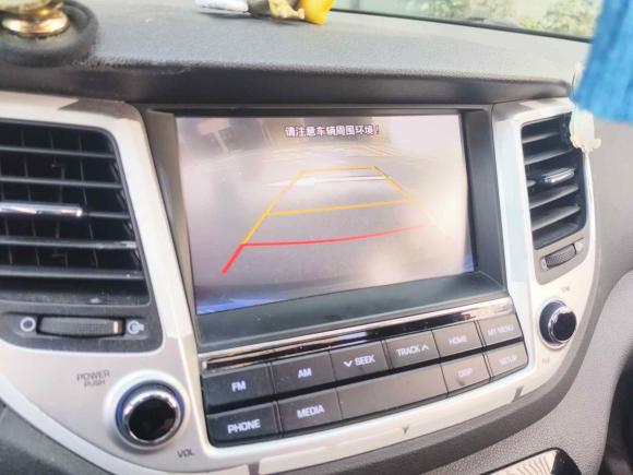 [广州·粤A] 二手现代途胜2015款 1.6T 双离合两驱智能型