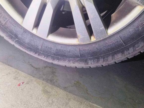 [武汉·鄂A] 二手凯迪拉克凯迪拉克SRX2014款 3.0L 豪华型