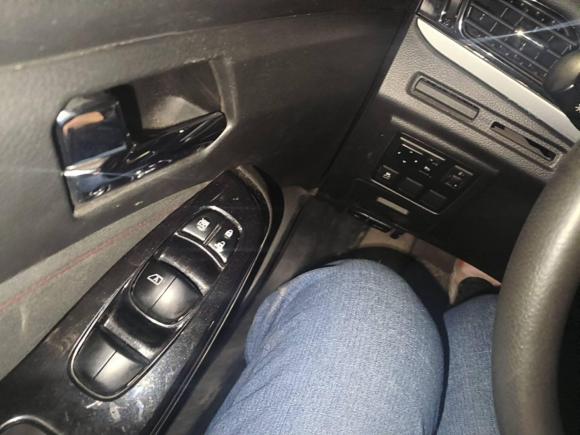 [广州·粤A] 二手启辰启辰T702018款 2.0L CVT睿趣版