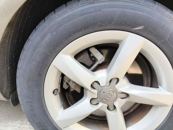 [无锡·苏B] 二手奥迪奥迪A4L2013款 35 TFSI 自动标准型