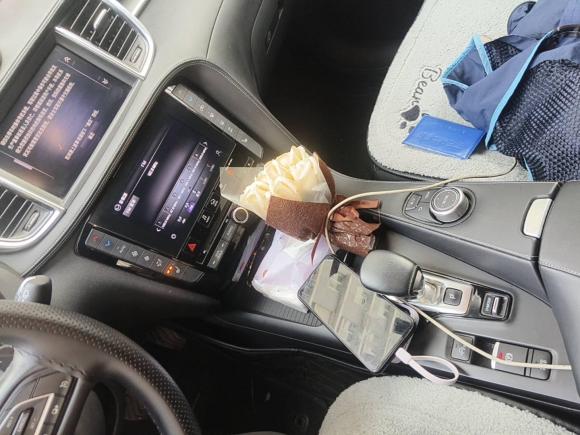 [无锡·苏B] 二手英菲尼迪英菲尼迪QX502020款 改款 2.0T 两驱时尚版