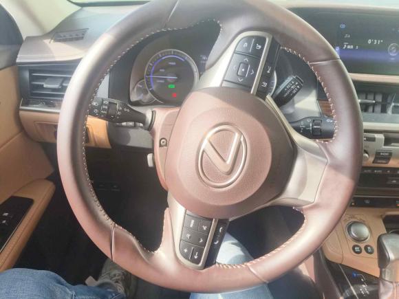 [苏州·苏E] 二手雷克萨斯雷克萨斯ES2015款 300h 豪华版