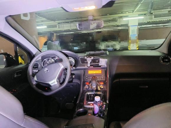 [上海·沪A] 二手标致标致30082013款 2.0L 自动潮流版