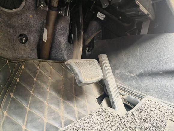 [青岛·鲁U] 二手现代胜达2013款 2.4L 自动两驱智能型