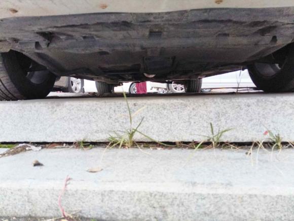 [南昌·赣A] 二手标致标致30082015款 2.0L 自动潮流版