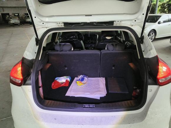 [佛山·粤R] 二手福特福克斯2017款 两厢 1.6L 自动舒适型智行版