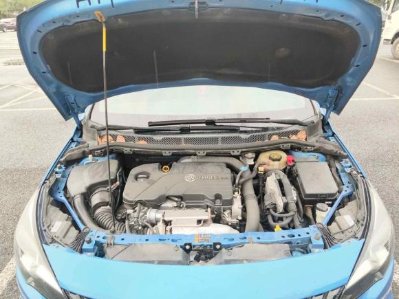 [杭州·浙A] 二手别克威朗2016款 两厢GS 20T 双离合纵情运动型