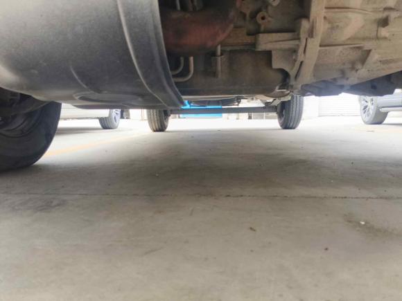 [台州·浙J] 二手上汽大通MAXUS新途V802017款 2.5T 6挡手动傲运通国V短轴中顶5/6/10座