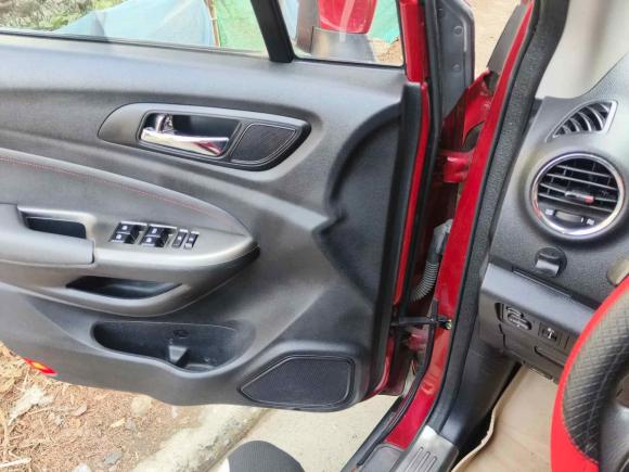 [合肥·皖A] 二手长安长安CS152016款 1.5L 自动时尚版