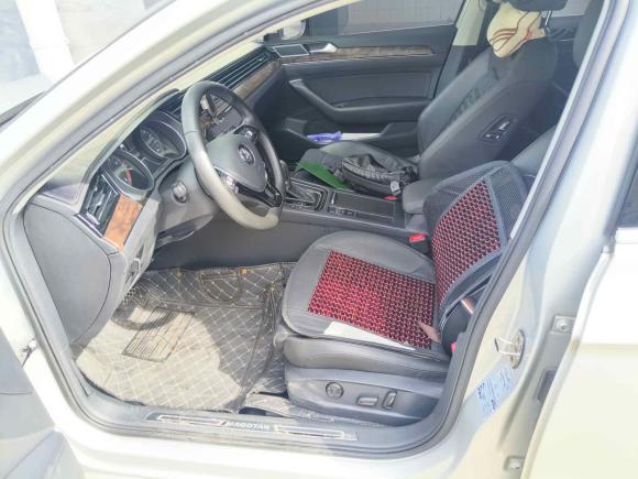 [广州·粤U] 二手大众迈腾2018款 330TSI DSG 豪华型