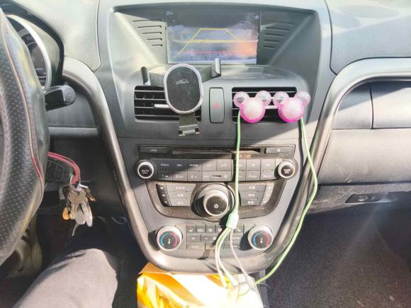 [上海·沪E] 二手奔腾奔腾X802015款 2.0L 自动豪华型