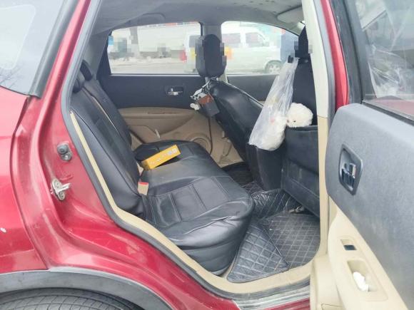 [青岛·鲁B] 二手日产逍客2011款 2.0XL 火 CVT 2WD