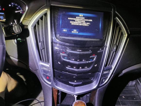 [成都·川A] 二手凯迪拉克凯迪拉克SRX2015款 3.0L 精英型