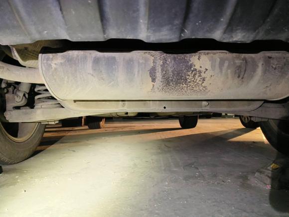 [武汉·鄂W] 二手双龙柯兰多2011款 2.0T 柴油两驱自动豪华导航版