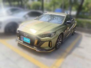 广汽传祺影豹2021款 270T DCT J16版