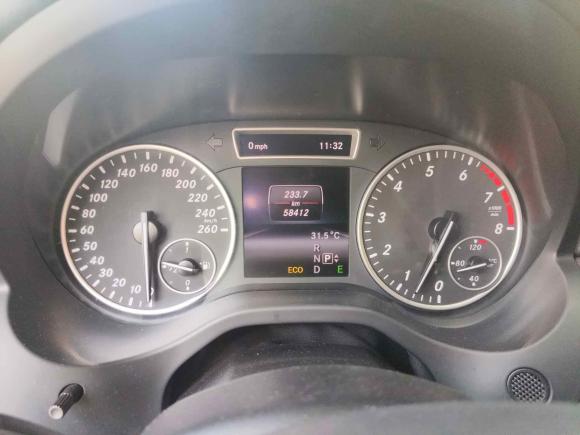 [西安·陕A] 二手奔驰奔驰A级2013款 A 180 时尚型