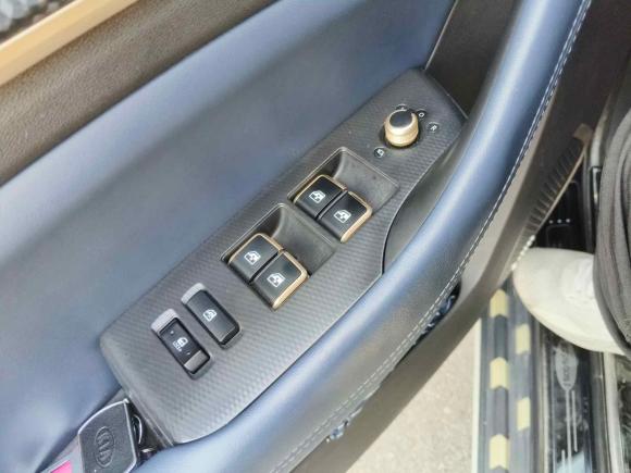 [武汉·鄂J] 二手长安欧尚长安欧尚科赛2018款 1.5T 自动 智 7座