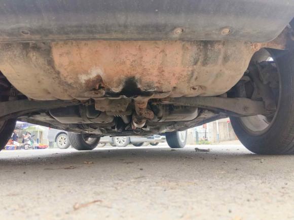 [武汉·鄂A] 二手Jeep自由客2011款 2.4 经典升级版