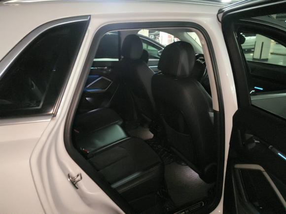 [上海·沪G] 二手奥迪奥迪Q32019款 40 TFSI 时尚动感型