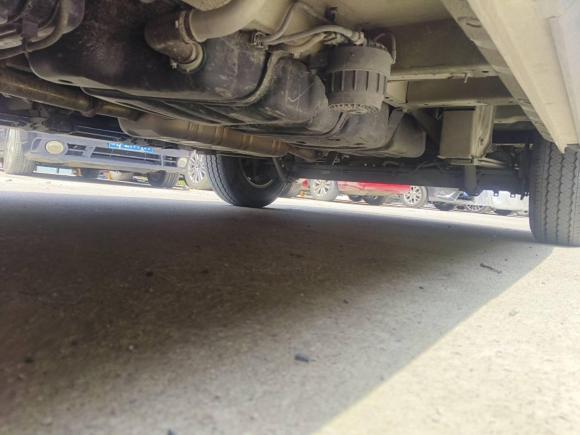 [杭州·浙A] 二手上汽大通MAXUS新途V702023款 2.0T 精英版 自动短轴低顶 5/6座