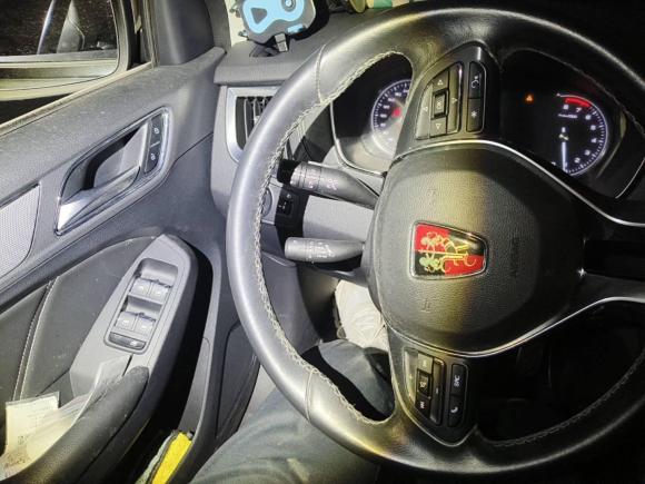 [成都·川A] 二手荣威荣威RX52016款 30T 两驱自动互联网智享版