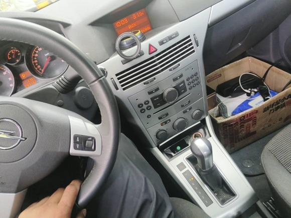 [上海·皖P] 二手欧宝雅特2007款 1.8 GTC全景风挡版