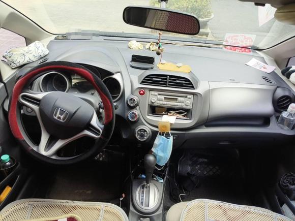 [苏州·苏E] 二手本田飞度2011款 1.3L 自动舒适版