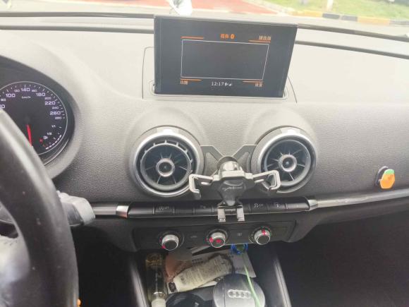 [苏州·苏E] 二手奥迪奥迪A32016款 Limousine 35 TFSI 领英型