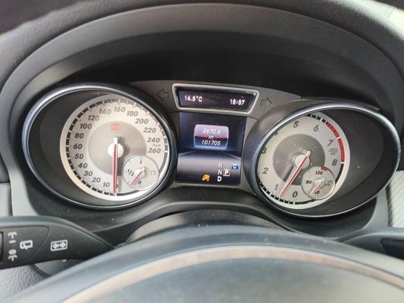 [济南·鲁S] 二手奔驰奔驰GLA2017款 GLA 200 动感型