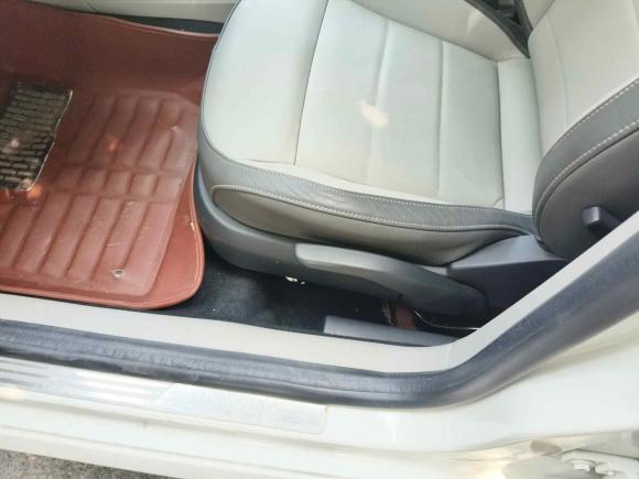 [杭州·浙A] 二手大众朗行2013款 1.6L 自动舒适型