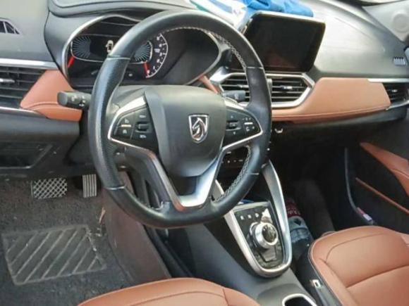 [广州·粤G] 二手宝骏宝骏5102017款 1.5L 自动豪华型