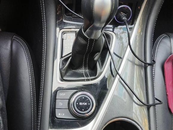 [上海·沪D] 二手英菲尼迪英菲尼迪Q502014款 2.0T 舒适版