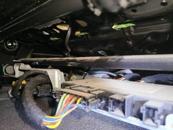 [深圳·粤B] 二手奔驰奔驰GLK级2013款 改款 GLK 300 4MATIC 时尚型