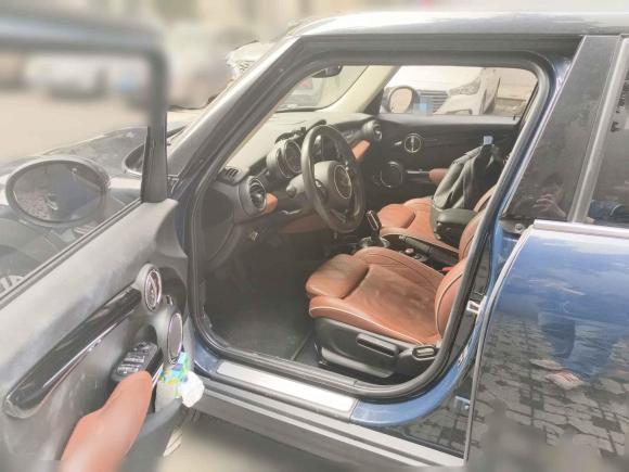 [成都·川G] 二手MINIMINI2018款 1.5T COOPER 艺术家 五门版