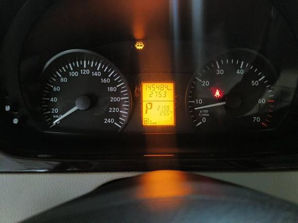 [上海·沪A] 二手奔驰威霆2013款 2.1T 精英版