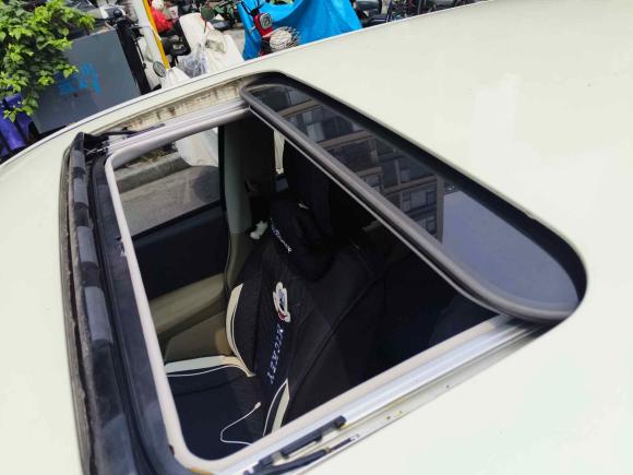 [广州·粤A] 二手日产逍客2015款 2.0XL 酷火 CVT 2WD