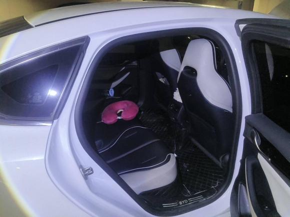 [深圳·粤B] 二手比亚迪秦PLUS2021款 DM-i 55KM 旗舰型