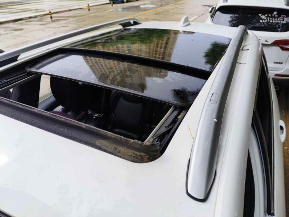 [武汉·鄂A] 二手Jeep自由光2016款 2.4L 专业版