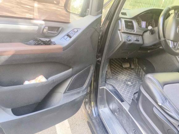 [苏州·苏U] 二手上汽大通MAXUS大通G102016款 2.0T 自动豪华版