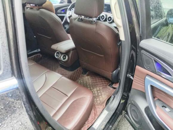 [成都·川G] 二手魏牌魏牌 VV72019款 升级款 2.0T 旗舰型 国VI