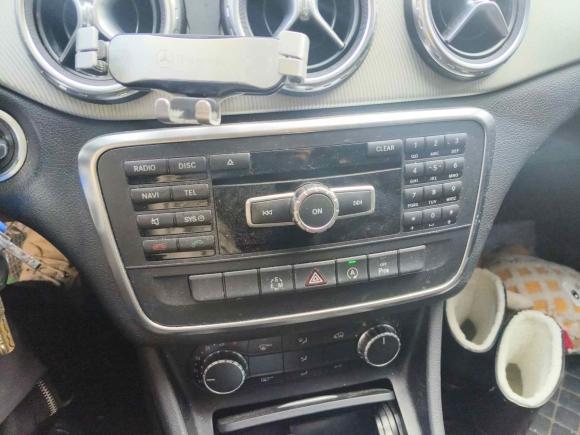 [金华·浙G] 二手奔驰奔驰GLA2015款 GLA 200 时尚型