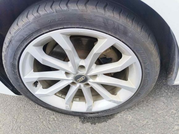 [常州·苏D] 二手奥迪奥迪A4L2017款 Plus 40 TFSI 风尚型