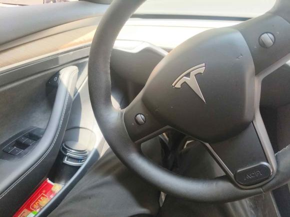 [上海·沪A] 二手特斯拉Model 32021款 标准续航后驱升级版
