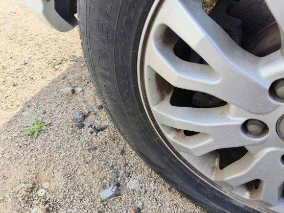 [青岛·鲁B] 二手比亚迪比亚迪e62016款 400 豪华版