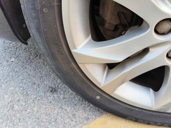 [武汉·鄂A] 二手标致标致5082011款 2.0L 手动经典版