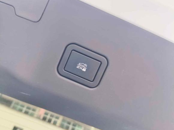 [湖州·浙E] 二手长安长安UNI-V2024款 1.5T 尊贵型