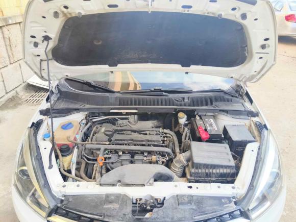 [青岛·鲁N] 二手奇瑞艾瑞泽52016款 1.5L 手动领潮版