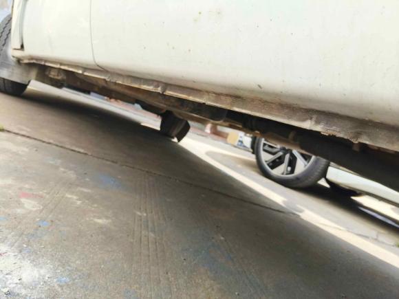 [常州·苏D] 二手福特经典全顺2013款 2.8T柴油冰白物流车长轴中顶JX493ZLQ4